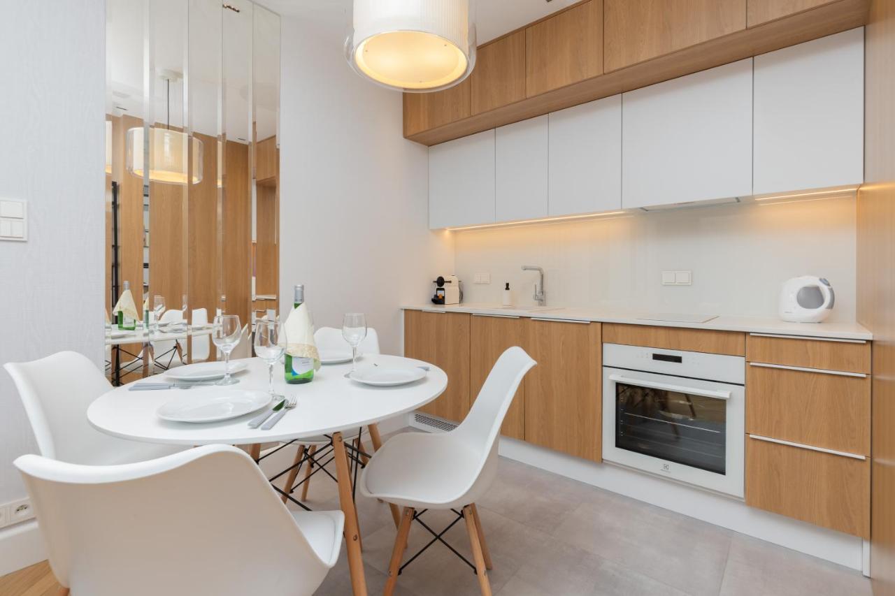 Mennica Residence - City Center Apartments By Noclegi Renters Warschau Exterior foto