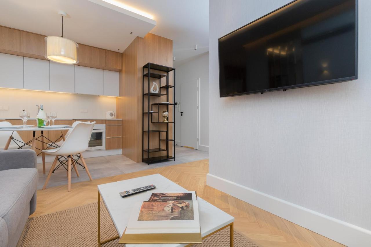 Mennica Residence - City Center Apartments By Noclegi Renters Warschau Exterior foto