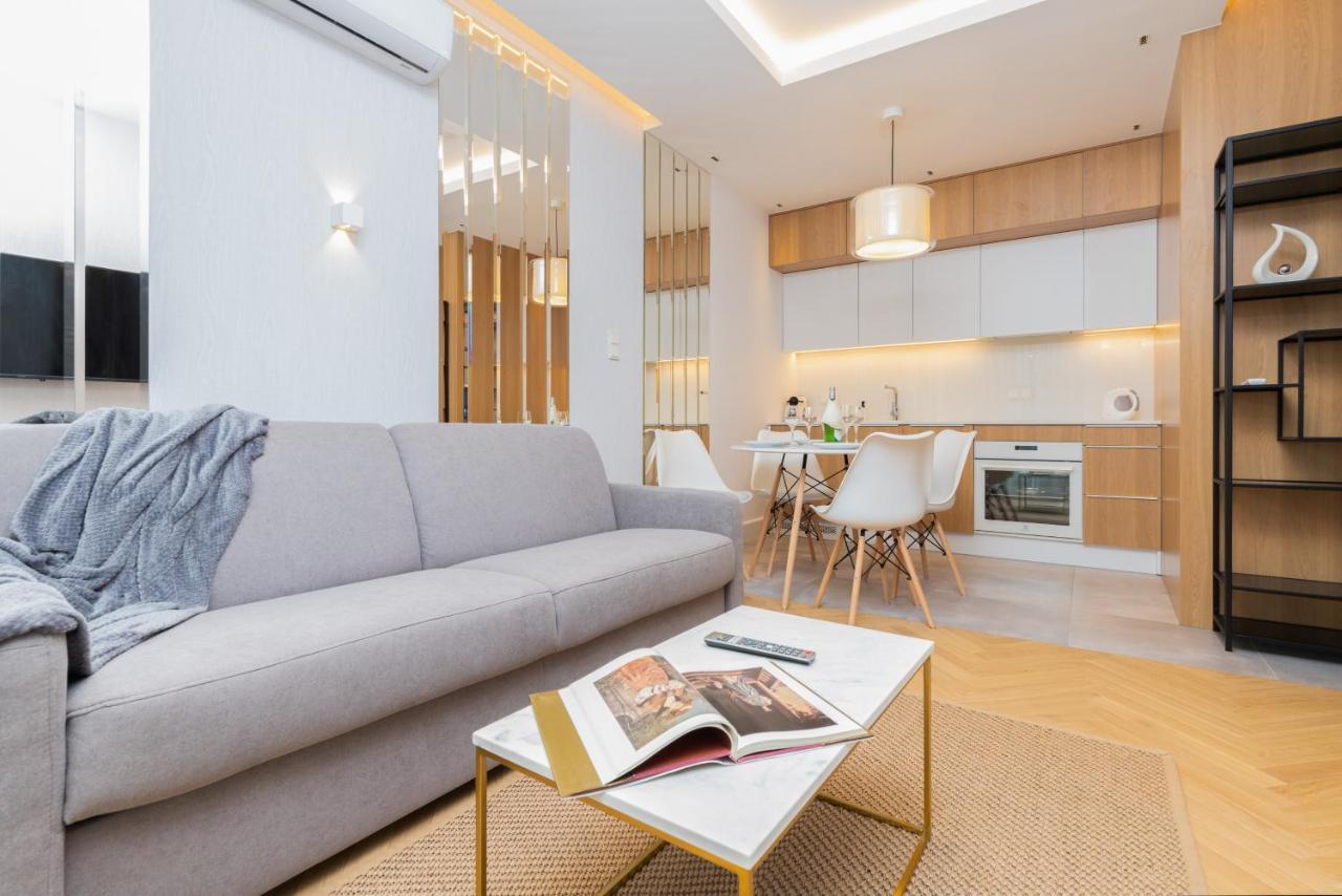 Mennica Residence - City Center Apartments By Noclegi Renters Warschau Exterior foto